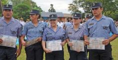 Foto de la galería: Acto de ascenso del personal policial en la Escuela Superior de Policía “General Manuel Belgrano”