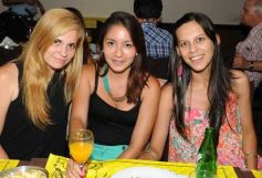 Foto de la galería: Cena, brindis y bailes en la previa del 2014