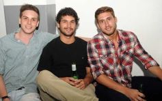 Foto de la galería: Cena, brindis y bailes en la previa del 2014