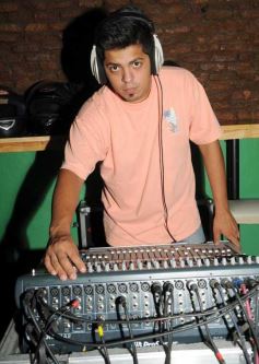 Foto de la galería: Cena, brindis y bailes en la previa del 2014