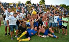 Foto de la galería: Bartolomé Mitre se consagró campeón de la temporada 2013 de la Liga Posadeña de Fútbol