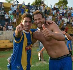 Foto de la galería: Bartolomé Mitre se consagró campeón de la temporada 2013 de la Liga Posadeña de Fútbol