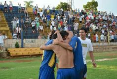 Foto de la galería: Bartolomé Mitre se consagró campeón de la temporada 2013 de la Liga Posadeña de Fútbol