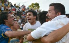 Foto de la galería: Bartolomé Mitre se consagró campeón de la temporada 2013 de la Liga Posadeña de Fútbol
