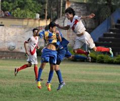 Foto de la galería: Bartolomé Mitre se consagró campeón de la temporada 2013 de la Liga Posadeña de Fútbol