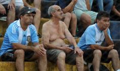 Foto de la galería: Bartolomé Mitre se consagró campeón de la temporada 2013 de la Liga Posadeña de Fútbol