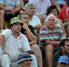 Foto de la galería: Bartolomé Mitre se consagró campeón de la temporada 2013 de la Liga Posadeña de Fútbol