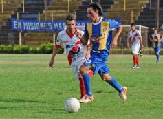Foto de la galería: Bartolomé Mitre se consagró campeón de la temporada 2013 de la Liga Posadeña de Fútbol