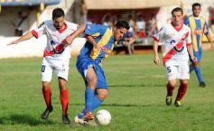 Foto de la galería: Bartolomé Mitre se consagró campeón de la temporada 2013 de la Liga Posadeña de Fútbol