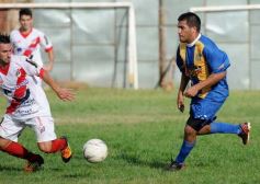 Foto de la galería: Bartolomé Mitre se consagró campeón de la temporada 2013 de la Liga Posadeña de Fútbol