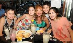 Sixto Fotografías. Sociedad. Varios - Paseos y trabajos en Posadas