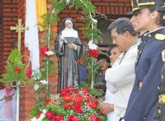Sixto Fotografías. Sociedad. Santa Rita - Procesión y Fe a Santa Rita