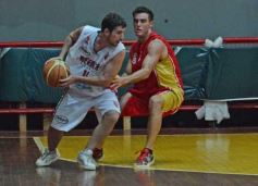 Foto de la galería: Tokio se impuso ante Regatas Resistencia por 85-78