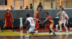 Foto de la galería: Tokio se impuso ante Regatas Resistencia por 85-78