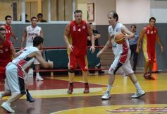 Foto de la galería: Tokio se impuso ante Regatas Resistencia por 85-78