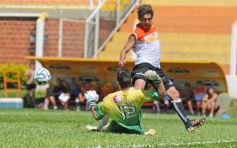 Foto de la galería: Crucero del Norte y Ex Alumnos 185 no se sacaron ventaja