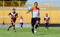 Foto de la galería: Crucero del Norte y Ex Alumnos 185 no se sacaron ventaja