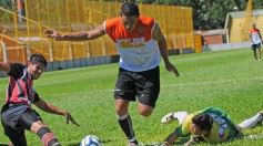 Foto de la galería: Crucero del Norte y Ex Alumnos 185 no se sacaron ventaja