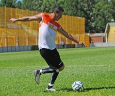 Foto de la galería: Crucero del Norte y Ex Alumnos 185 no se sacaron ventaja