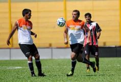 Foto de la galería: Crucero del Norte y Ex Alumnos 185 no se sacaron ventaja