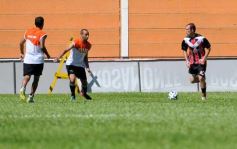 Foto de la galería: Crucero del Norte y Ex Alumnos 185 no se sacaron ventaja