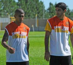 Foto de la galería: Crucero del Norte y Ex Alumnos 185 no se sacaron ventaja