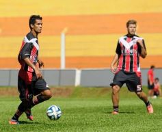 Foto de la galería: Crucero del Norte y Ex Alumnos 185 no se sacaron ventaja