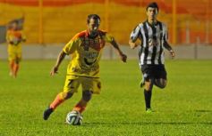 Foto de la galería: Crucero del Norte igualó ante Libertad de Paraguay