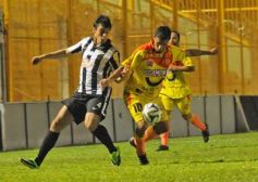 Foto de la galería: Crucero del Norte igualó ante Libertad de Paraguay