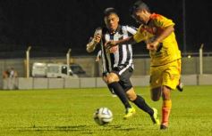 Foto de la galería: Crucero del Norte igualó ante Libertad de Paraguay