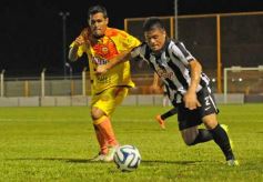 Foto de la galería: Crucero del Norte igualó ante Libertad de Paraguay