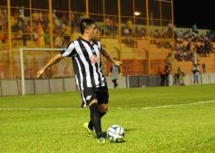 Foto de la galería: Crucero del Norte igualó ante Libertad de Paraguay
