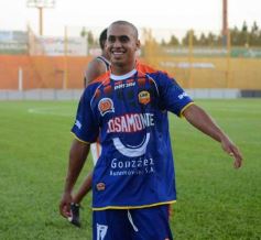 Foto de la galería: Crucero del Norte igualó ante Libertad de Paraguay