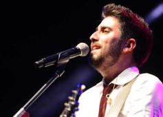 Foto de la galería: Alex Ubago regaló sus dulces melodías a Encarnación