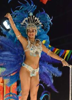 Foto de la galería: Desfile de Carnaval en Itaembé Miní