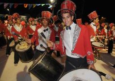 Foto de la galería: Desfile de Carnaval en Itaembé Miní