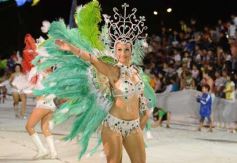 Foto de la galería: Desfile de Carnaval en Itaembé Miní