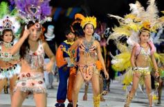 Foto de la galería: Desfile de Carnaval en Itaembé Miní