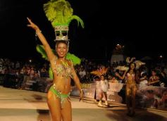 Foto de la galería: Desfile de Carnaval en Itaembé Miní