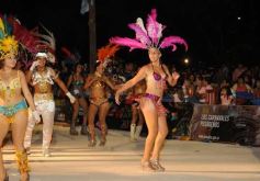 Foto de la galería: Desfile de Carnaval en Itaembé Miní