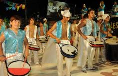 Foto de la galería: Desfile de Carnaval en Itaembé Miní