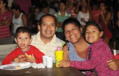 Foto de la galería: Desfile de Carnaval en Itaembé Miní