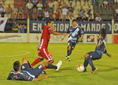 Foto de la galería: Guaraní Antonio Franco perdió con San Martín de Tucumán