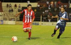 Foto de la galería: Guaraní Antonio Franco perdió con San Martín de Tucumán