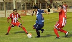 Foto de la galería: Guaraní Antonio Franco perdió con San Martín de Tucumán