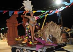 Foto de la galería: Cierre del corso posadeño en Itaembé Miní