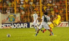 Foto de la galería: Crucero del Norte no pudo dar la sorpresa ante el puntero Banfield