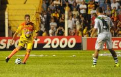 Foto de la galería: Crucero del Norte no pudo dar la sorpresa ante el puntero Banfield