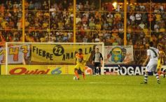 Foto de la galería: Crucero del Norte no pudo dar la sorpresa ante el puntero Banfield