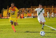 Foto de la galería: Crucero del Norte no pudo dar la sorpresa ante el puntero Banfield